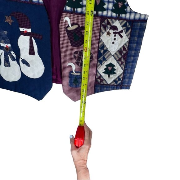 Vtg Handmade Quilted Vest Womens LG Patchwork Welcome Winter Snowman Skates Tree - Picture 10 of 12